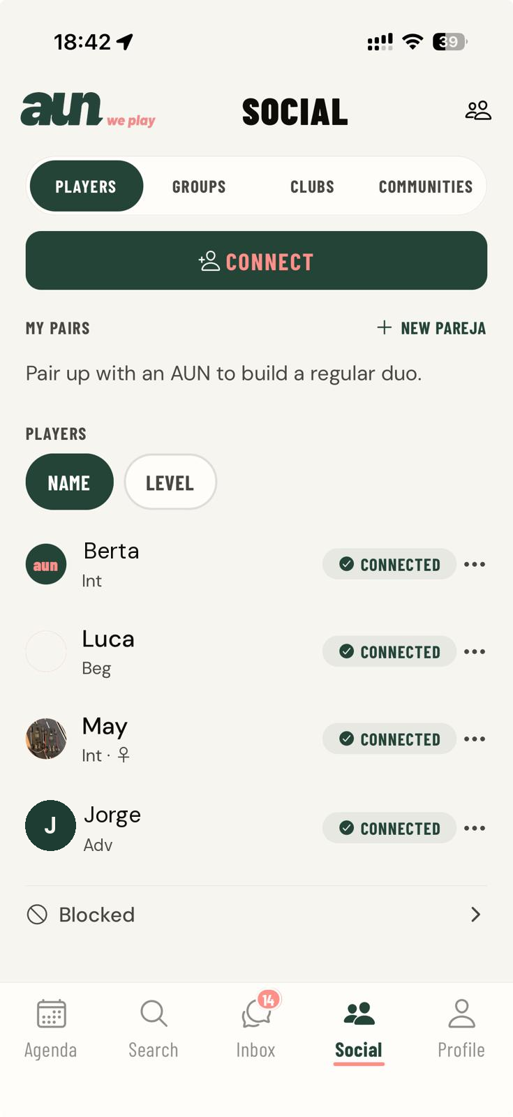 aun app: community players and pairs